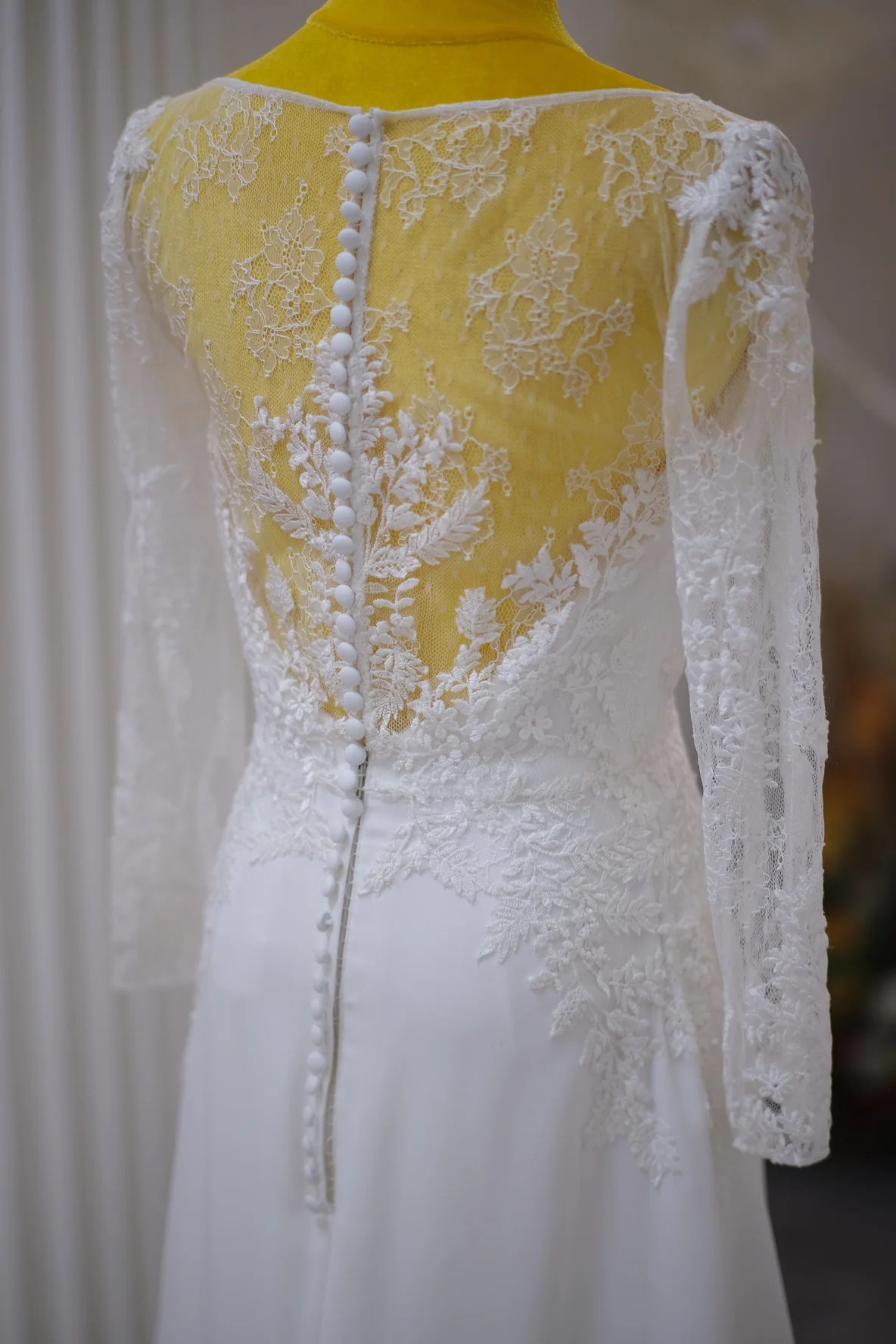 BG-WED-AME-10081 WEDDING GOWN PREMIUM FABRIC HALF LACE SIZE M BUST 88 WAIST 67-68 - Image 7