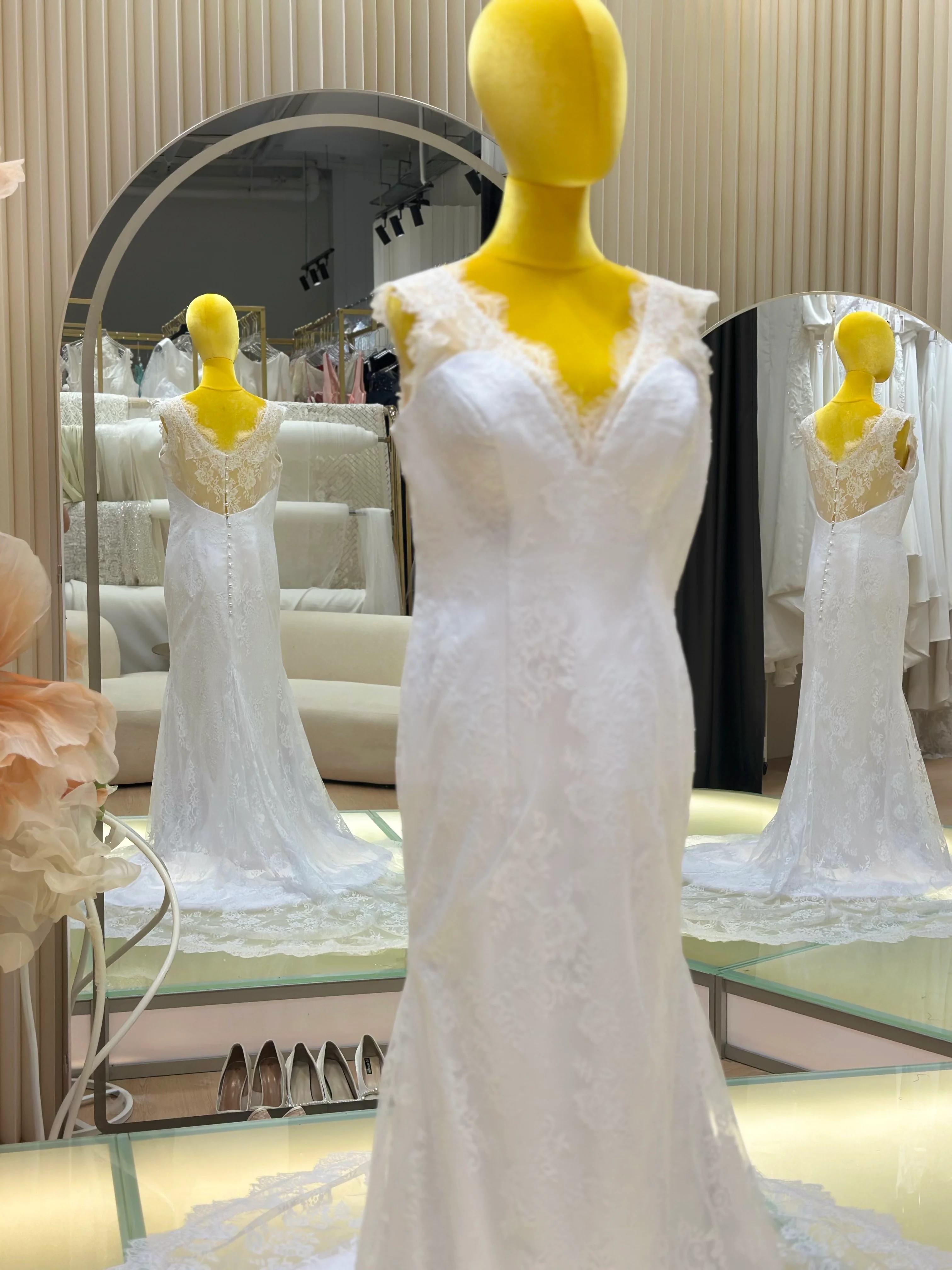BG-WED-AME-10109 WEDDING GOWN FABRIC FULL LACE SIZE 4XL BUST 107 WAIST 85 - Image 4