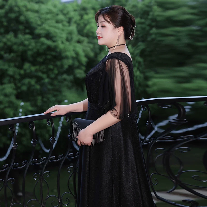 Black Elegant Evening Dress - Image 4