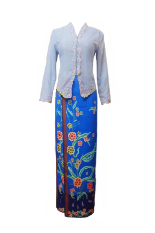 Blue Fitted Embroidered Top and Skirt Set - Image 2