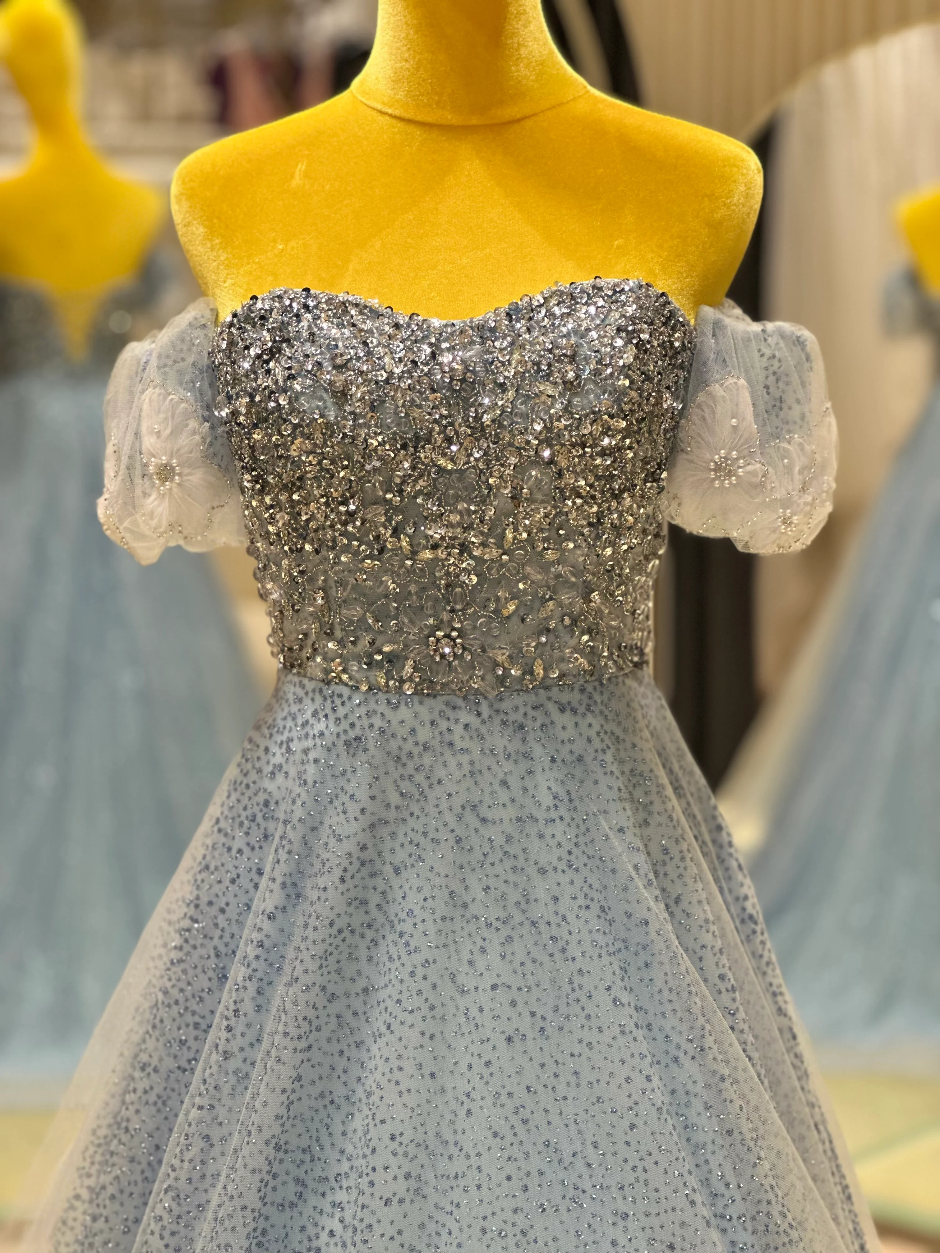 EG-AME-10004 EVENING GOWN LUX FABRIC SEQUIN BEADED LACE WITH GLITTER TULLE BLUE SIZE S BUST 80-84 WAIST 66 (Copy) - Image 5