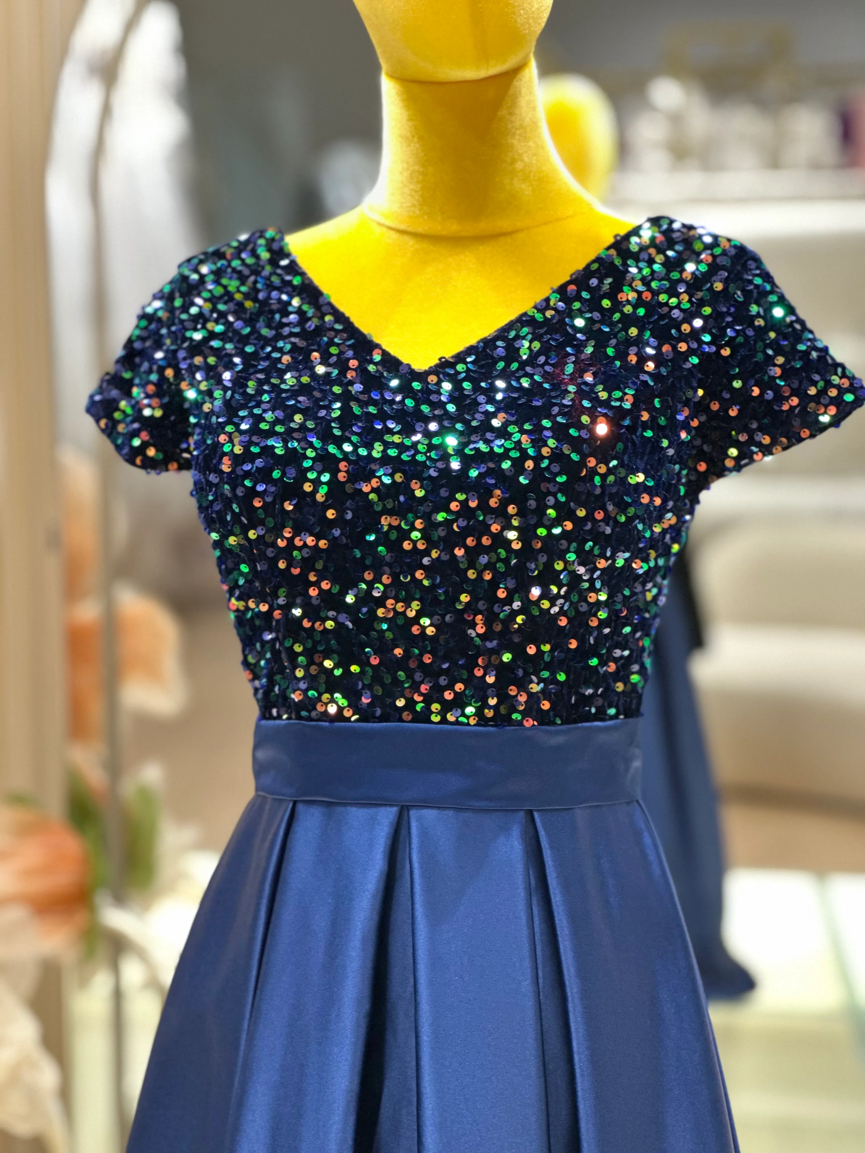 EG-AME-10012 EVENING GOWN PREMIUM FABRIC HALF SEQUIN SIZE S BUST 81 WAIST 67 - Image 7