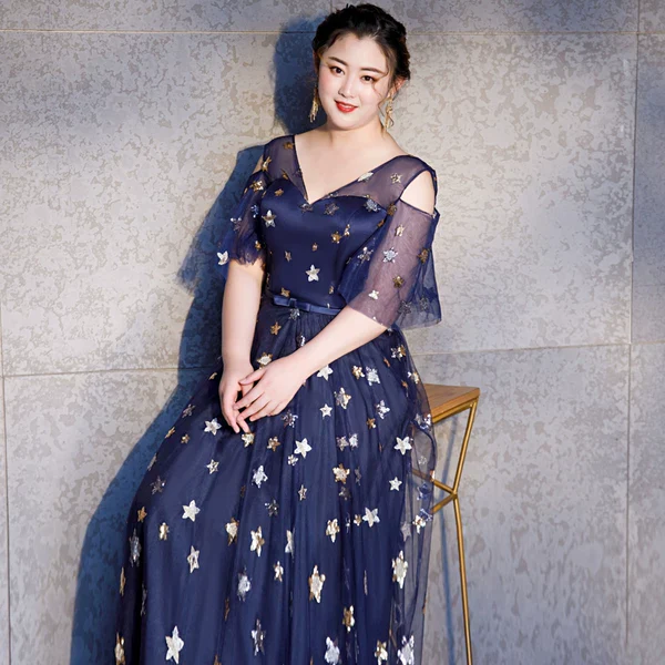 Elegant V-neck Evening Dress - Image 4