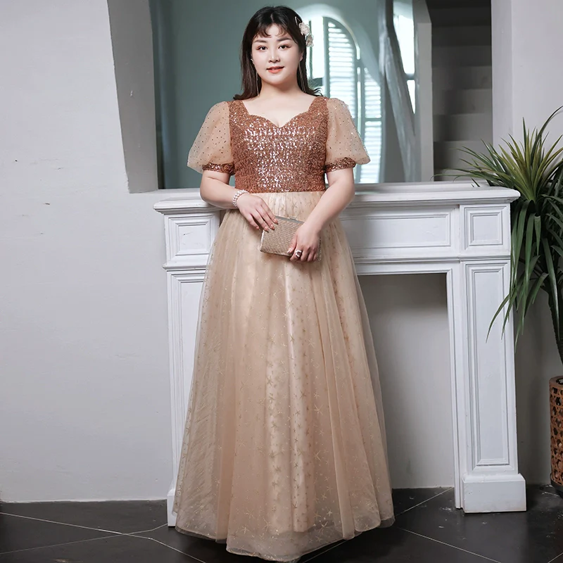 Elegant Wedding Dress - Image 6