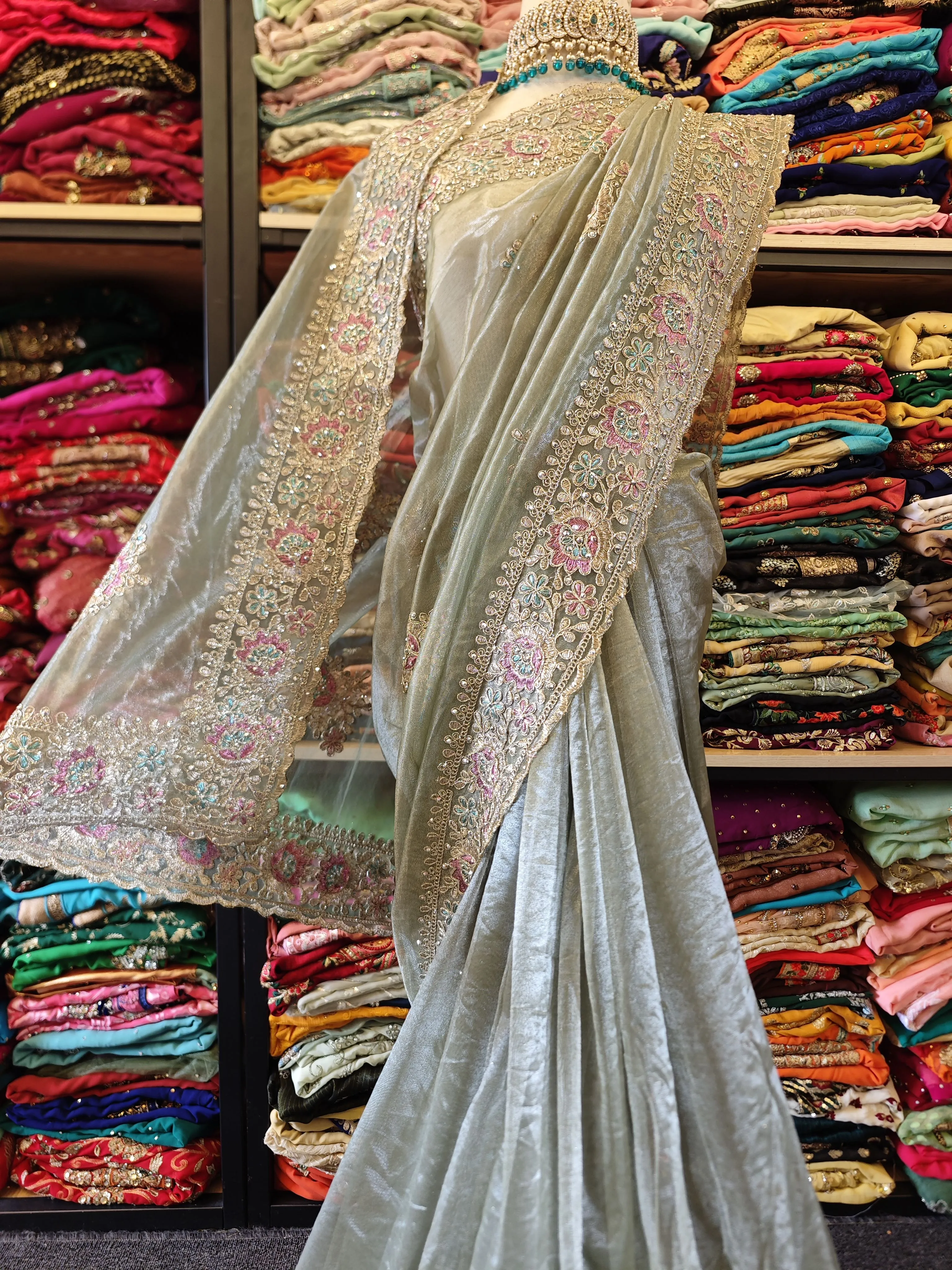 Gold Six Rice Saree - Image 4