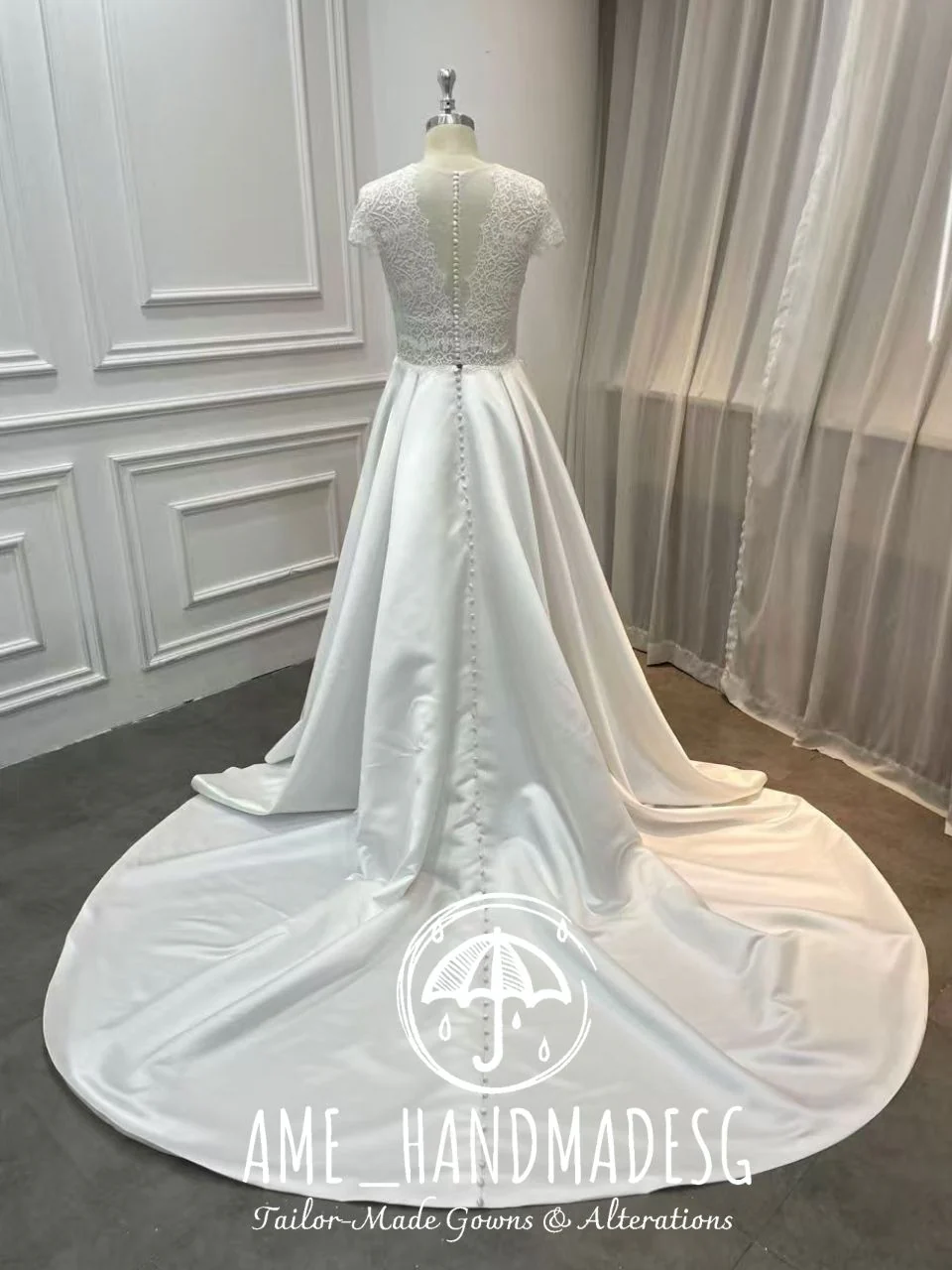 Ethereal Lace Elegance A-Line Wedding Gown - Image 2