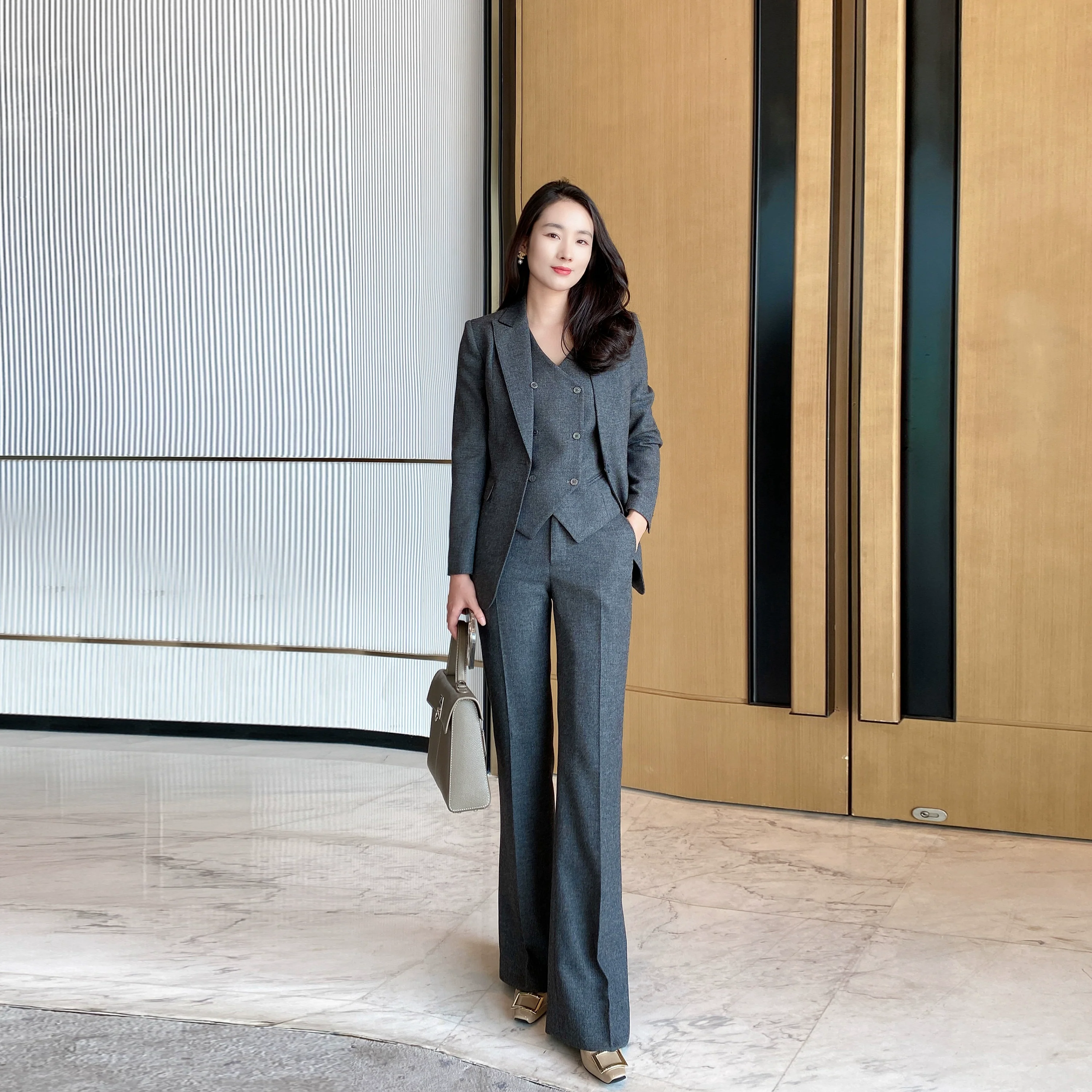 Women's Winter Grey 3‑Piece Classic Suit Set with Thick Jacket - Image 6